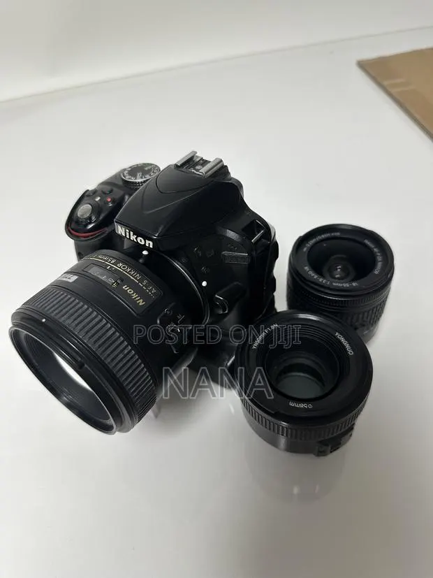 Nikon D3300 Plus 85mm,50mm 18-55mm Lenses · Photo 1
