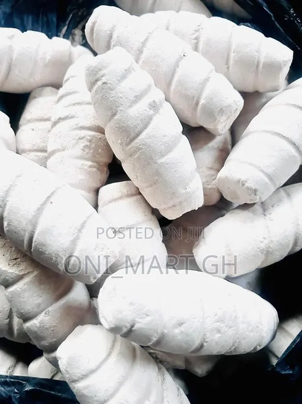 Efun/ Nzu/ Native Chalk · Photo 1