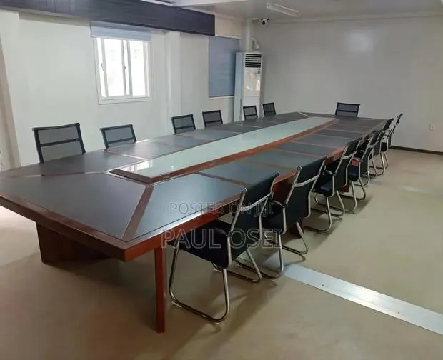 Conference Table · Photo 1