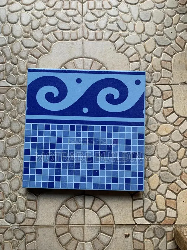Spanish Swimming Pool Tile’ · Photo 1