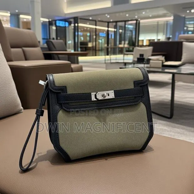 Hermes Pochette Kelly Depeches Canvas and Leather Multicolour · Photo 1