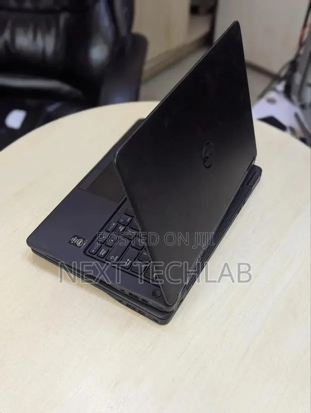 Laptop Dell Latitude E7240 8GB Intel Core I5 SSD 128GB · Photo 1