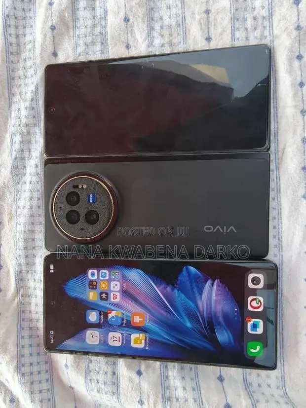 Vivo X Fold3 256 GB Black · Photo 1