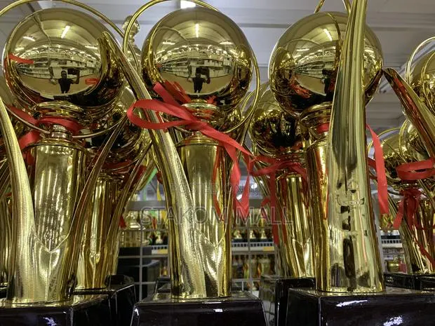 Award Trophy · Photo 1