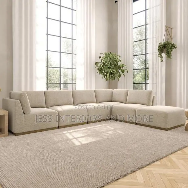 Sofa(Henredon Murphy Fabric 6-Piece Sectional With Ottoman, Beige) · Photo 1