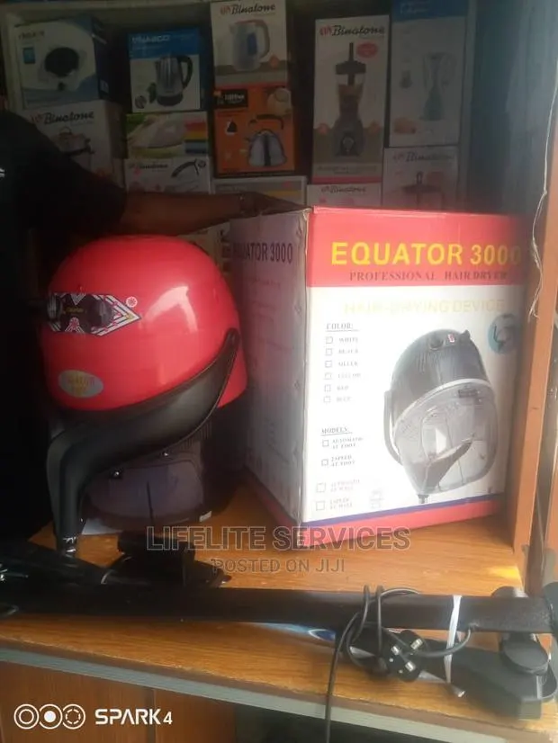 Hair Dryer(Standing) Equator 3000 · Photo 1