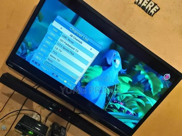 Toshiba 40 Inches TV · Photo 1