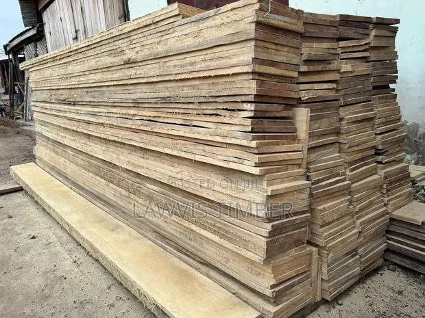 White Board / 1 X12x 15 / Decking Wood / 25x 300x 4500 · Photo 1