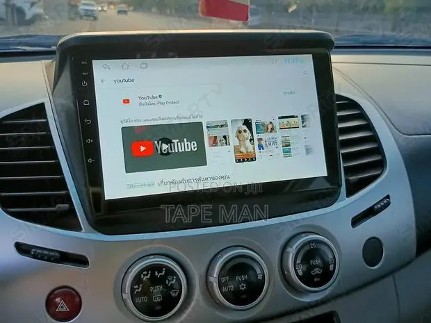 Mitsubishi L200 2009 · Photo 2