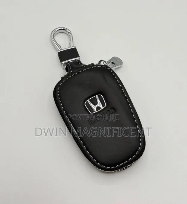 Black Pebbled Leather Zipper Car Key Pouch · Photo 1