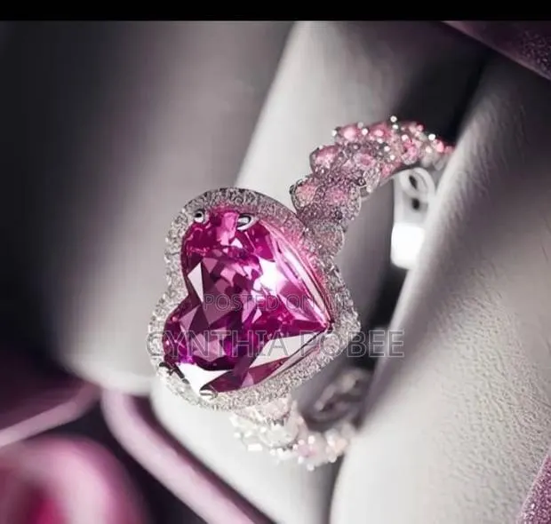Heart Promise Ring · Photo 1