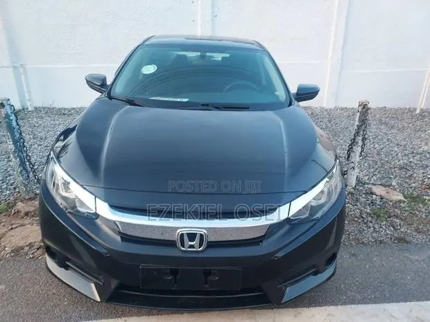 Honda Civic LX Sedan 2018 Black · Photo 1