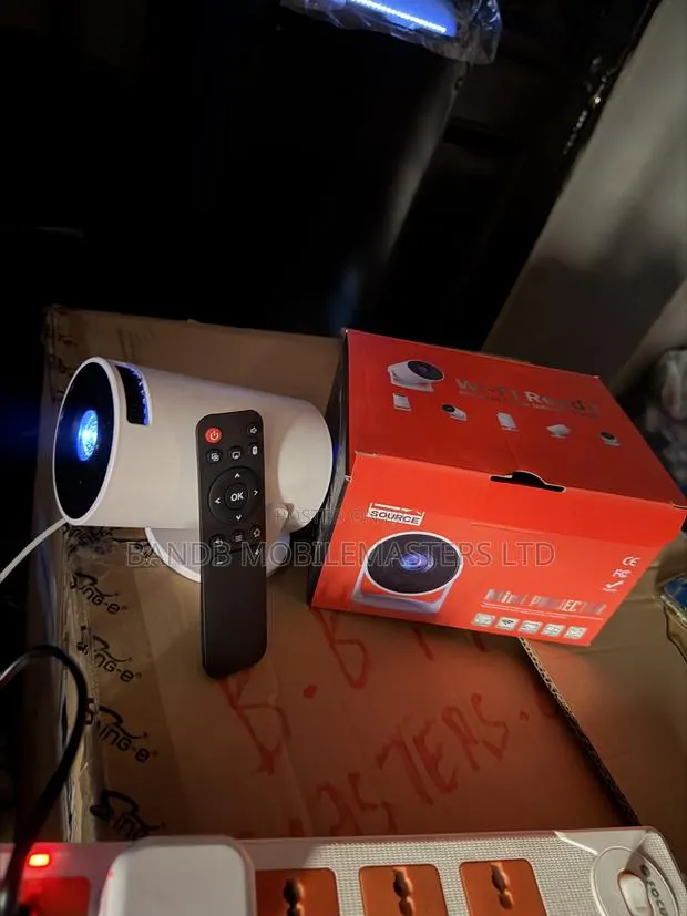 Mini LED Projector – Portable Home Cinema Projector · Photo 1
