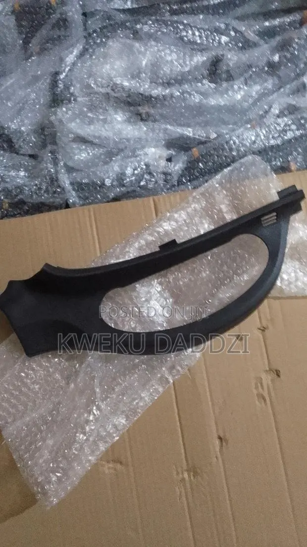 Toyota Vitz 2011-2013 Digital AC Switch Cover · Photo 1