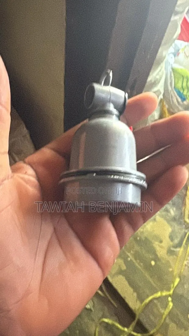 Heater Lamp Holder · Photo 1
