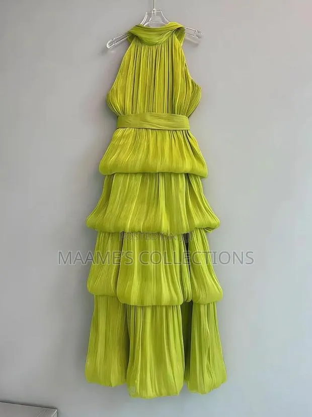 Gorgeous Ladies’ Dress – Perfect for Every Occasion · Photo 1