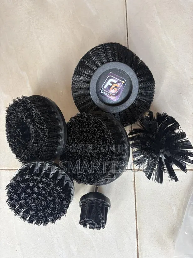 Drill and Angle Grinder Brushes Set · Photo 1