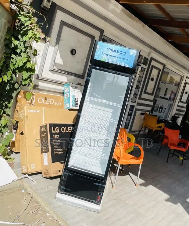 Durable Nas360fl-1dr Singledoor Glass Display Fridge · Photo 1