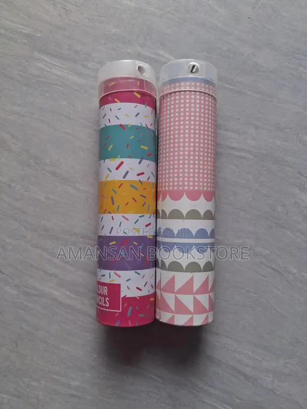 24 Colour Pencils With Case and Sharpener · Photo 1