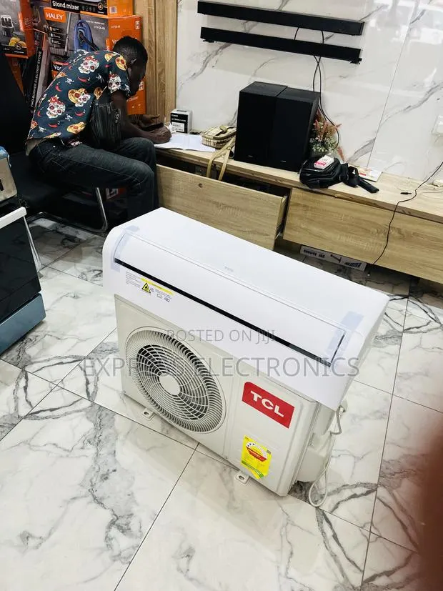 1.5hp Split White Air Conditioner TCL · Photo 1