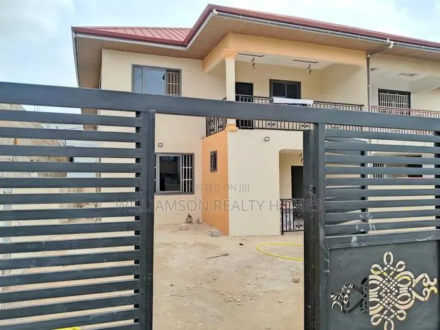 4bdrm House in Community 18 Area, Spintex for rent · Photo 1