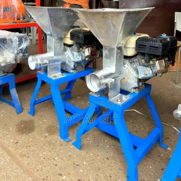Fufu Machine With Petro Engine (Straight) · Photo 1