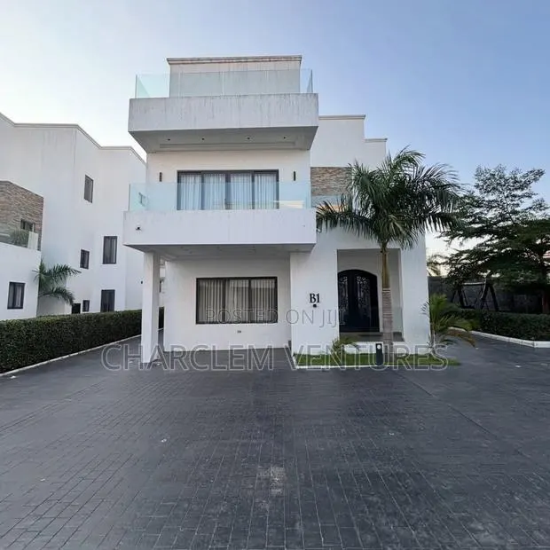 3bdrm Townhouse/Terrace in Charclem Ventures, East Legon for sale · Photo 1