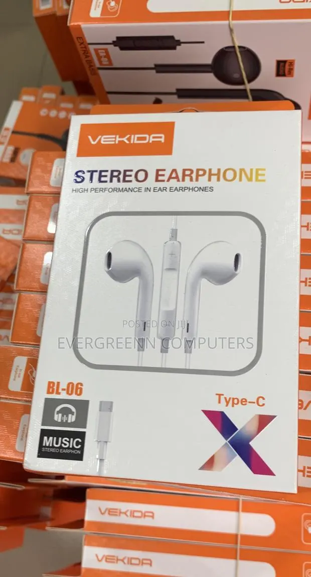 Stereo Earphone, Type C · Photo 1