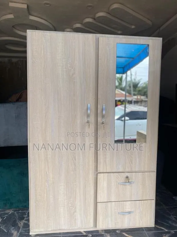 Modern Luxury Wardrobe · Photo 1