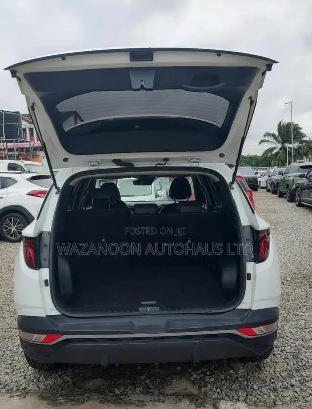 Hyundai Tucson 2021 White · Photo 1