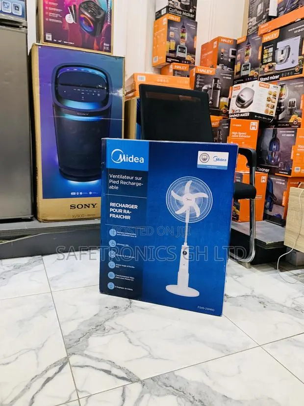 High Efficiency Midea 18-Inch Rechargeable Stand Fan · Photo 1