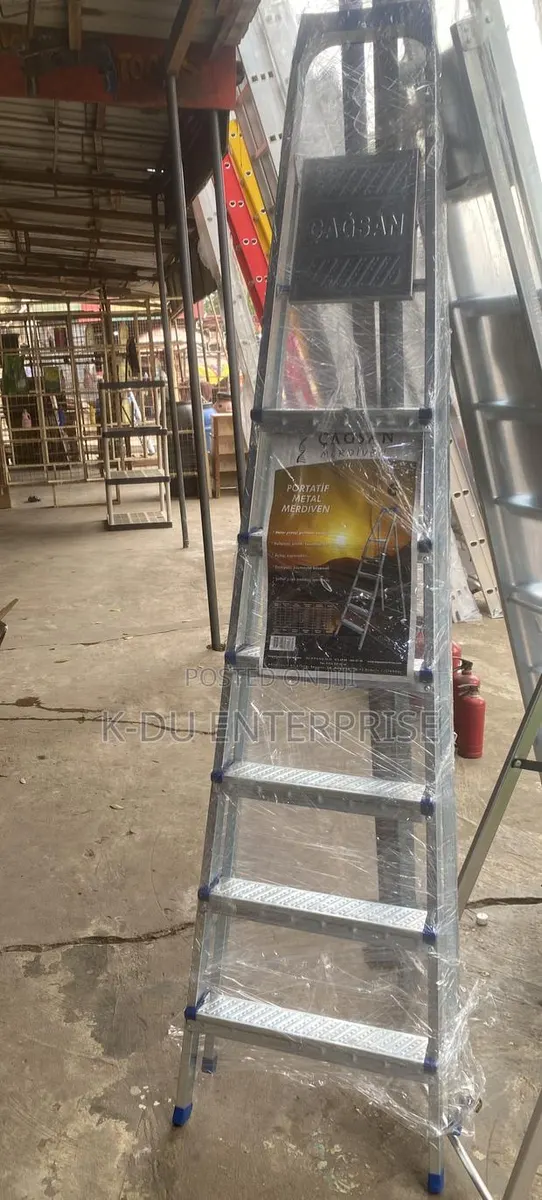Steel Household Ladder 6steps · Photo 1