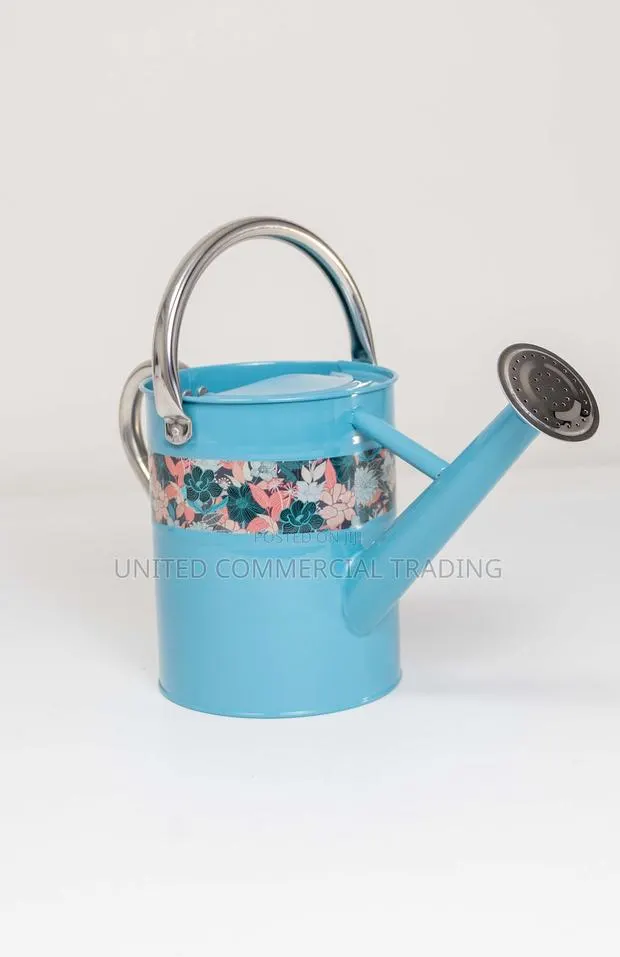Watering Can · Photo 1