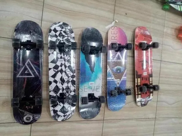 Adults Skateboards · Photo 1