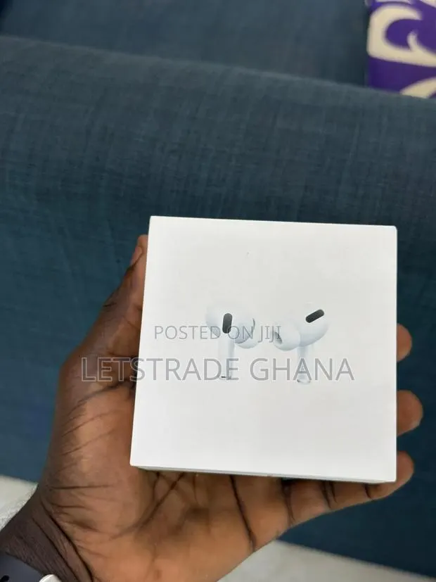 Airpods Pro 3 · Photo 1