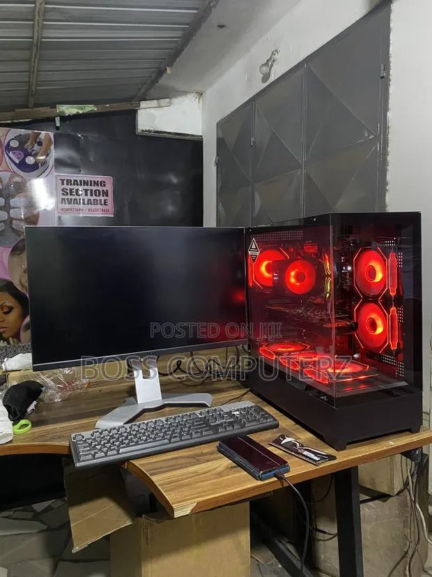 New Desktop Computer 16GB Intel Core i7 HDD+SSD 256GB · Photo 1
