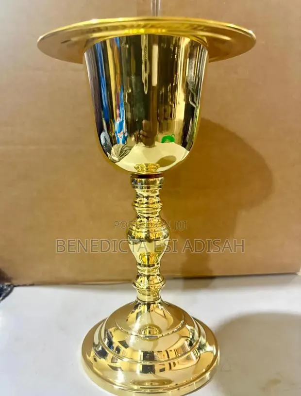 Premium Gold Communion Chalice · Photo 1