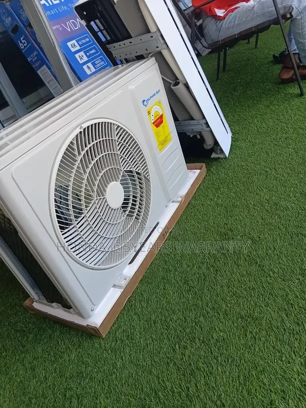 Dolphine Bay - The AC Respects Your Prepaid · Photo 1