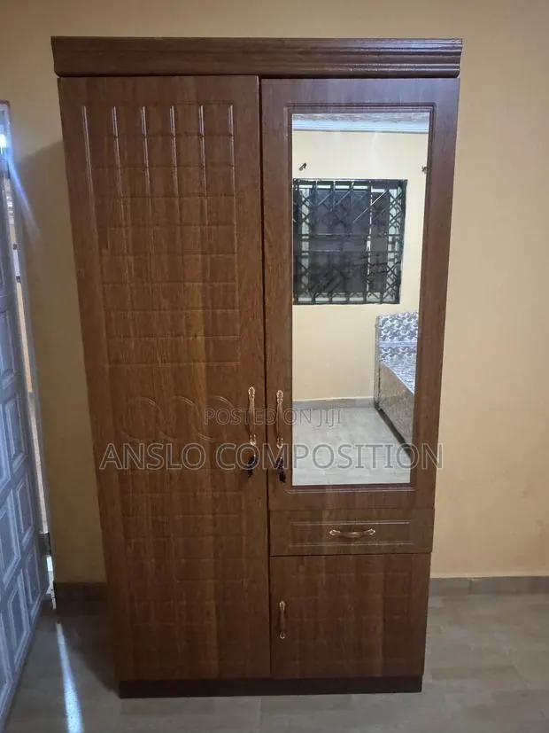 Two Doors Portable Wardrobe · Photo 1