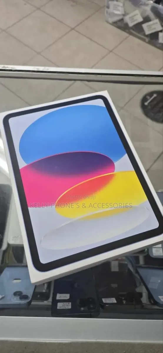 New Apple iPad (2025) 256 GB Black · Photo 1