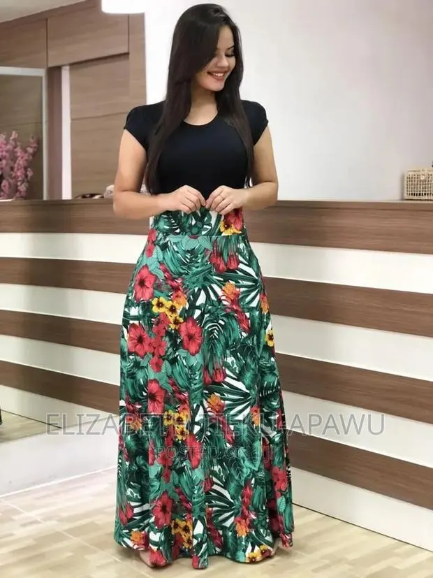 Floral Maxi Dress · Photo 1