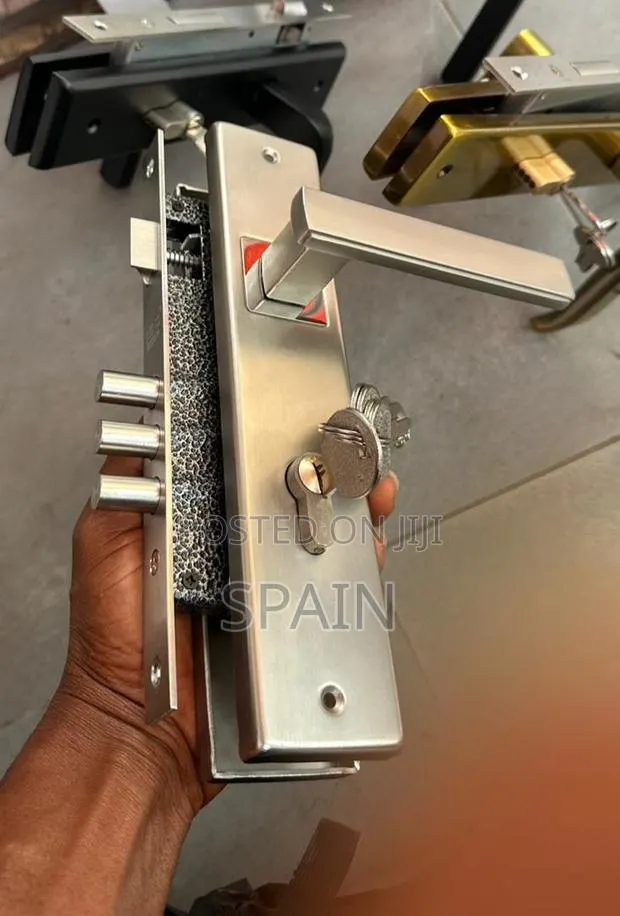 Door Lock With Cylinder Door Locks · Photo 1