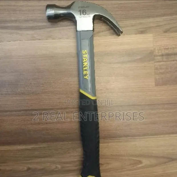 Stanley 16oz / 450g Fibreglass Shaft Curved Claw Hammer (STHT0-51309) · Photo 1