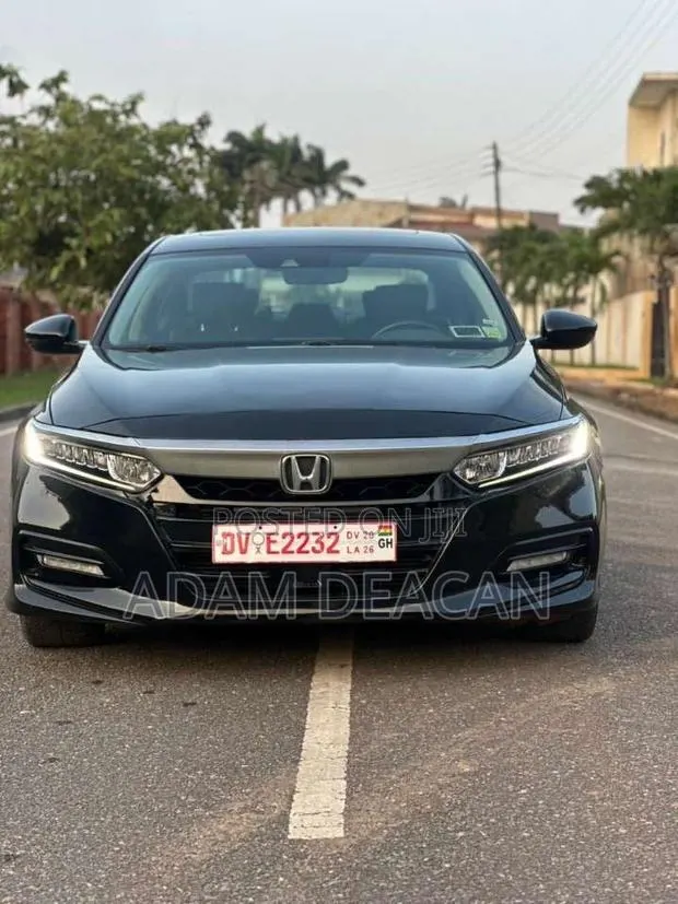 Honda Accord 2018 Black · Photo 1