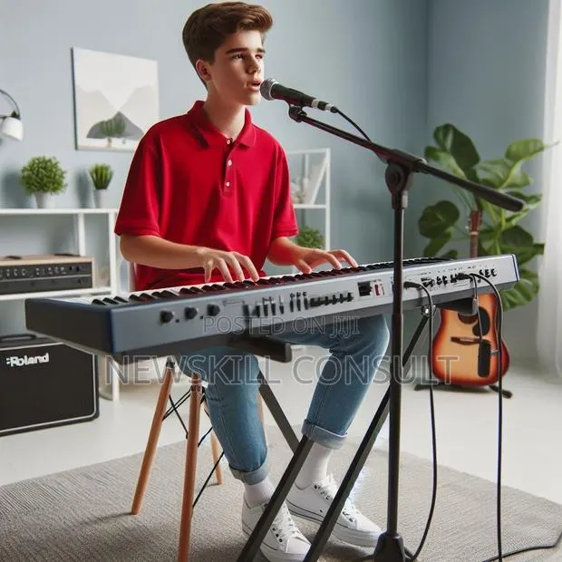 Keyboard Lesson Available · Photo 1