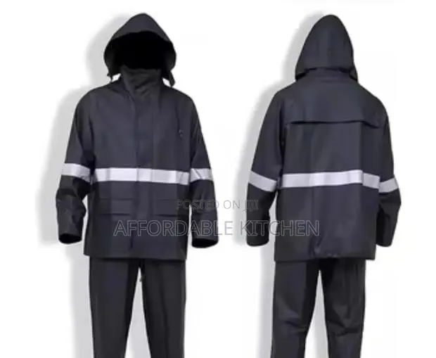 High Quality 2 Pieces Rain Coat · Photo 1