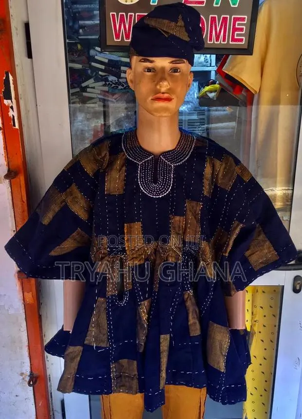 Embrace Royalty With Tryahu Smock Hub Handmade Smock Top · Photo 1
