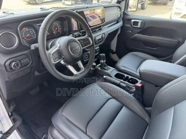 Jeep Wrangler Sahara 4 Door 4x4 2024 White · Photo 1