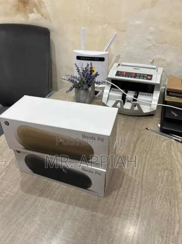 Super Classic Beats Pill Wireless Bluetooth Speaker · Photo 1