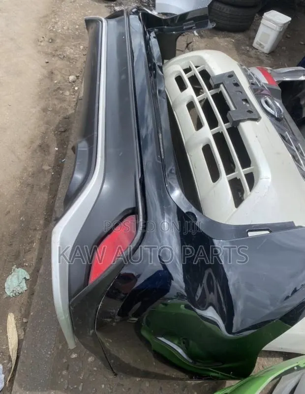 2020,2021,2022,2023,2024 Back Bumper for Toyota Highlander · Photo 1